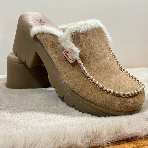 Mudd Shoes Y2K Suede 90s Puffer Mules Clogs Chunky Platform Faux Fur 10 M - Picture 1 of 15